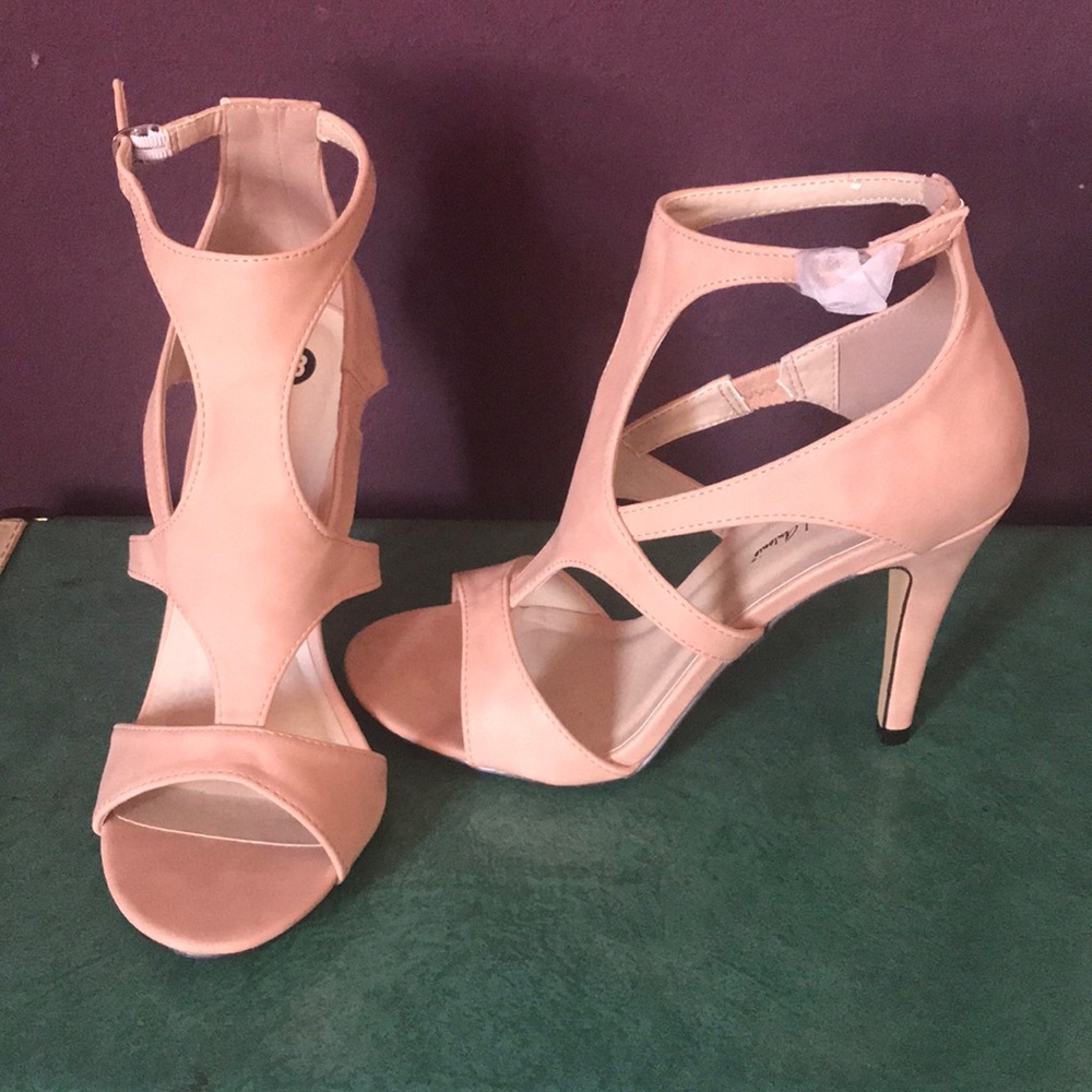 Michael Antonio Nude Real Heel Sandal size 9